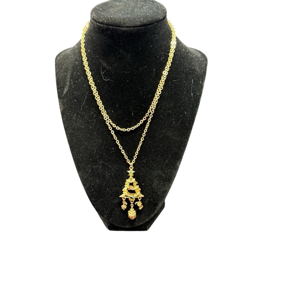 Avon “Festive Holidays” Goldtone Necklace with Tree Pendant NIB 1996